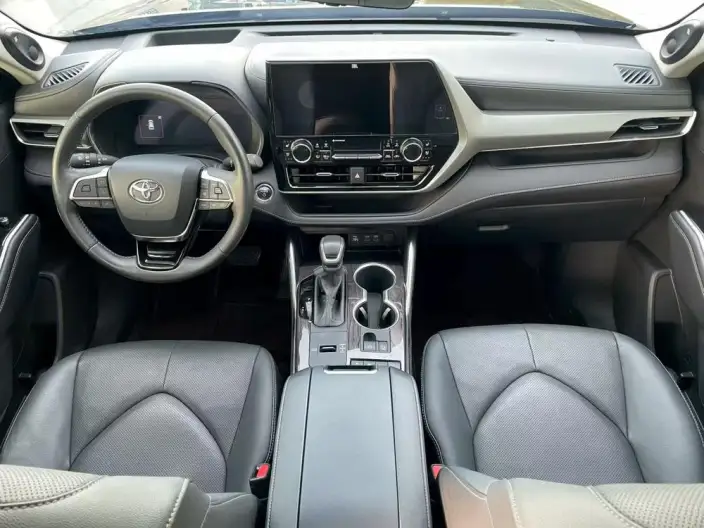 Toyota Highlander 2023 Model Hybrid 2.5L 4WD Supreme Edition 7 seat – фото 7