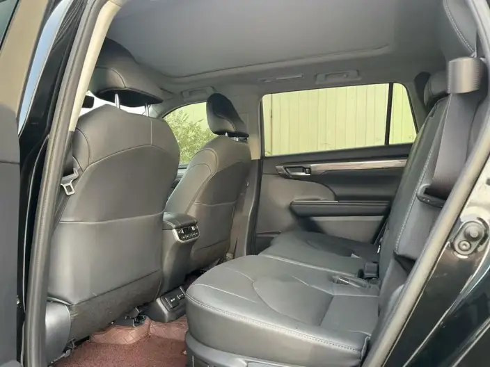 Toyota Highlander 2023 Model Hybrid 2.5L 4WD Supreme Edition 7 seat – фото 9