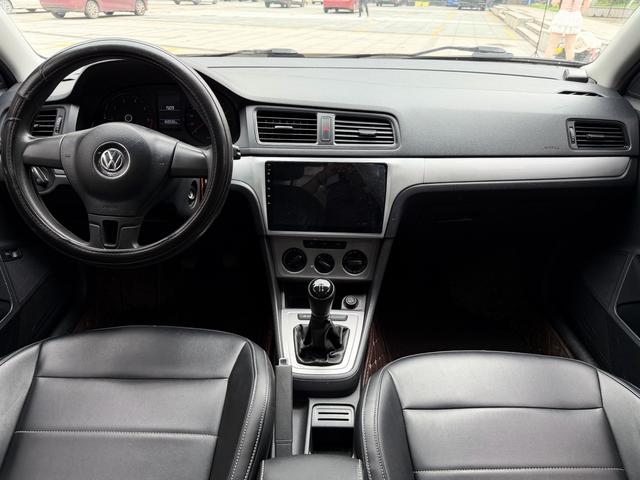 Volkswagen Lavida 2013 модификация Classic 1.6L Manual Fashion edition – фото 7