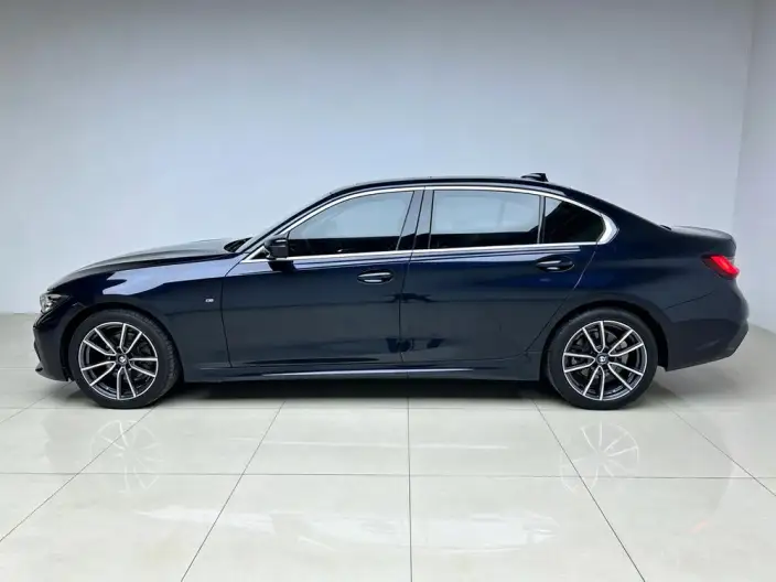 BMW 3 Series 2022 Model 325Li M Sports Set