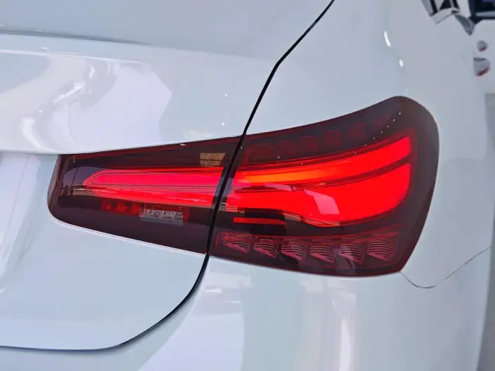 Mercedes-Benz A-class 2023 Model A 200 L Sports sedan Fashion Edition – фото 10