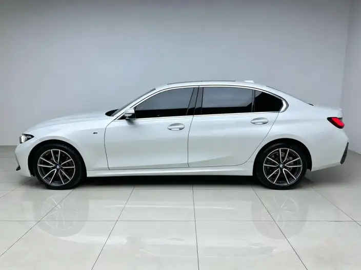 BMW 3 Series 2023 Model 320Li M Sports Set