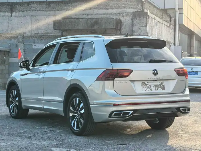 Volkswagen Tiguan L 2022 Model 330TSI Automatic 2WD R-Line Ultimate Edition