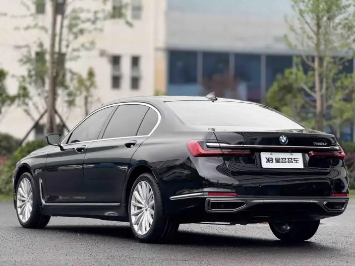 BMW 7 Series 2021 Model 730Li Luxury Set – фото 5