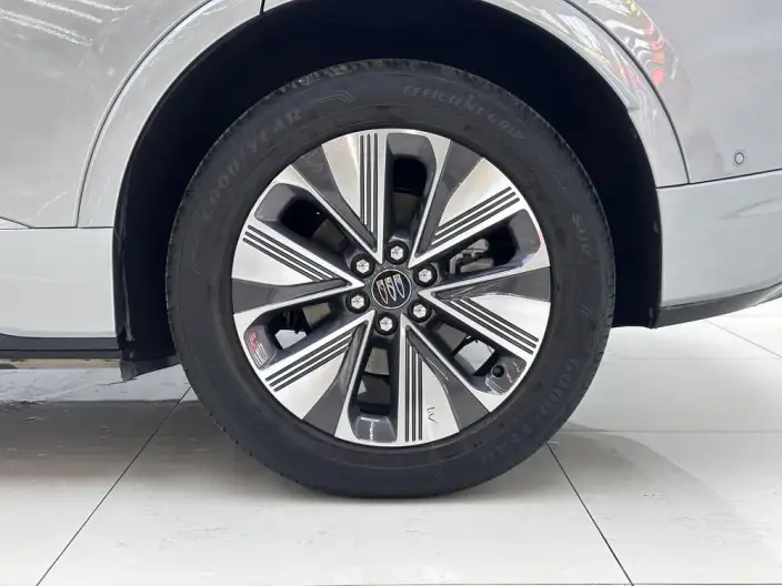 BUICK E5 2025 Model 620KM Exclusive Edition – фото 9