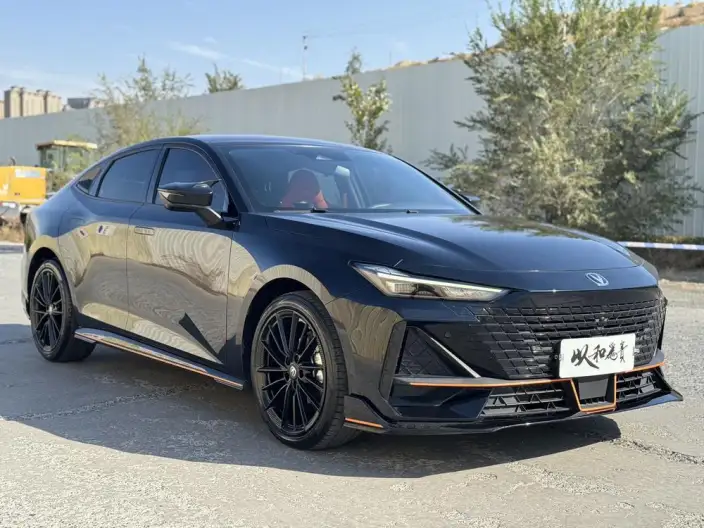 Changan UNI-V 2023 Model 1.5T Sports Edition