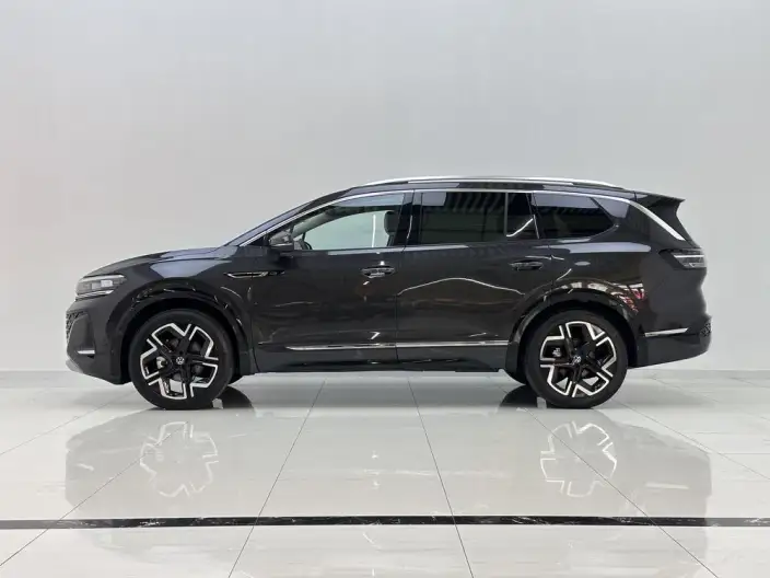 Talagon 2026 Model 450TSI 4WD Ultimate Edition 6 seat