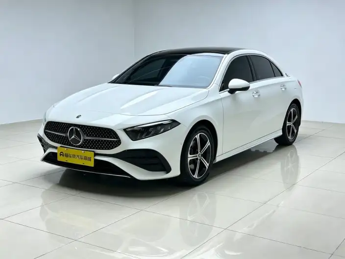 Mercedes-Benz A-class 2024 Model A 200 L Fashion Edition