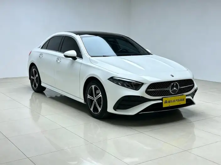 Mercedes-Benz A-class 2024 Model A 200 L Fashion Edition