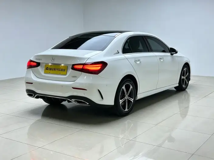 Mercedes-Benz A-class 2024 Model A 200 L Fashion Edition – фото 7