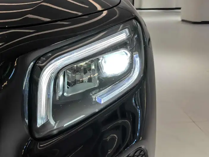 Mercedes-Benz GLB 2022 Model GLB 200 Dynamic Model – фото 8