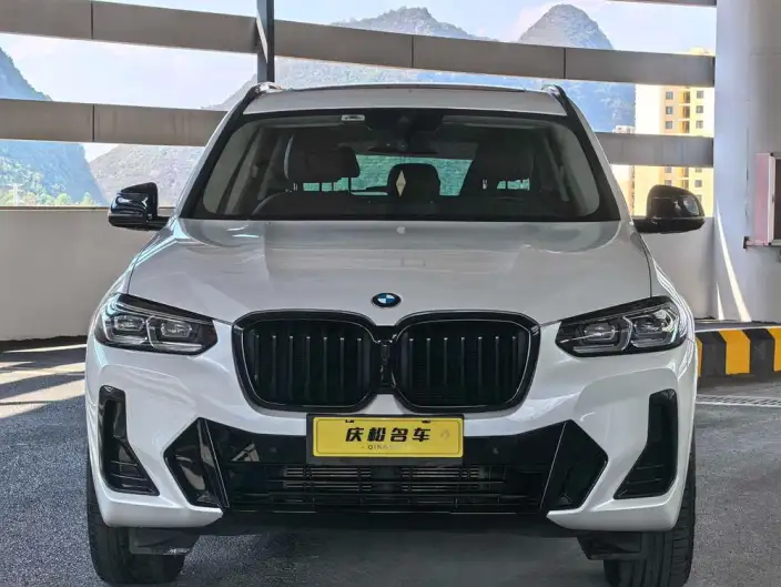 BMW X3 2023 Model xDrive30i Leading Model M Night Set
