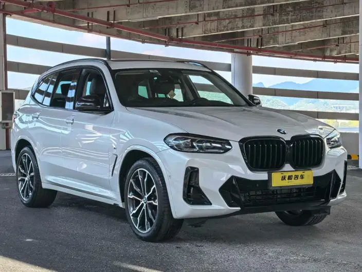 BMW X3 2023 Model xDrive30i Leading Model M Night Set