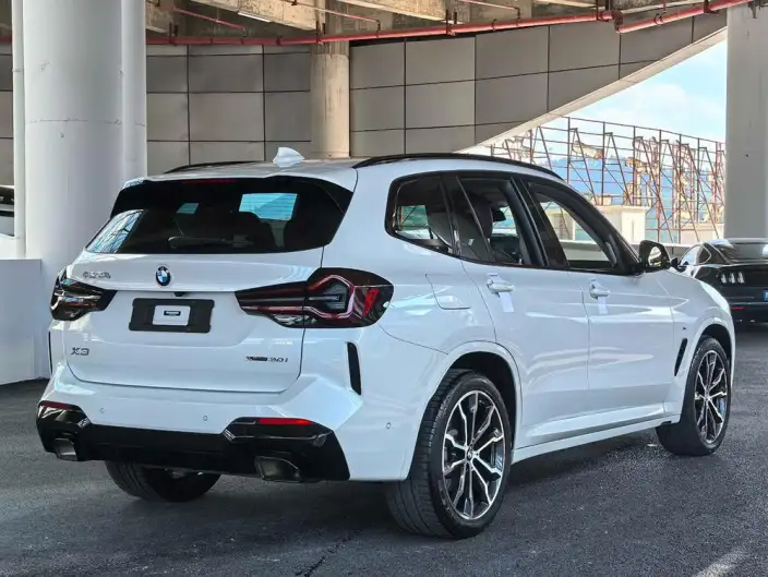 BMW X3 2023 Model xDrive30i Leading Model M Night Set – фото 6