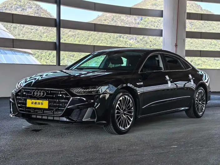 Audi A7 L 2024 Model 45 TFSI Luxury Model