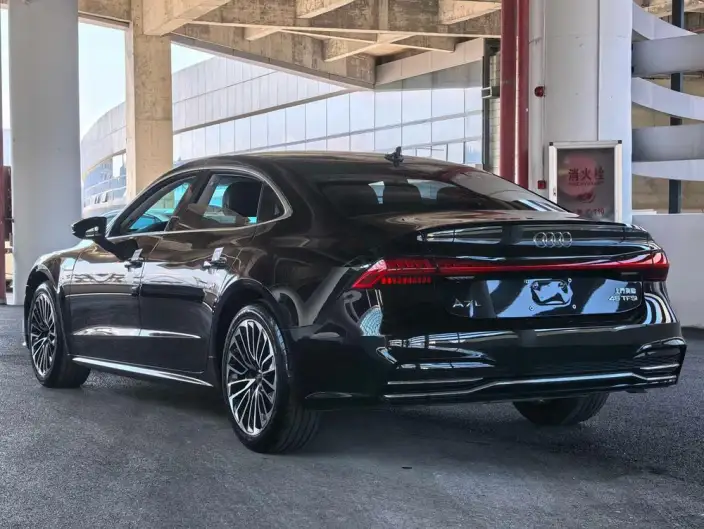Audi A7 L 2024 Model 45 TFSI Luxury Model