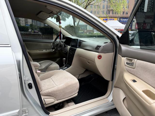 Toyota Corolla EX 2005 модификация 1.8 автоматическое GLX-i – фото 10