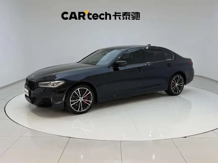 BMW 5 Series 2022 Model Facelift 530Li Leading Model M Sports Set