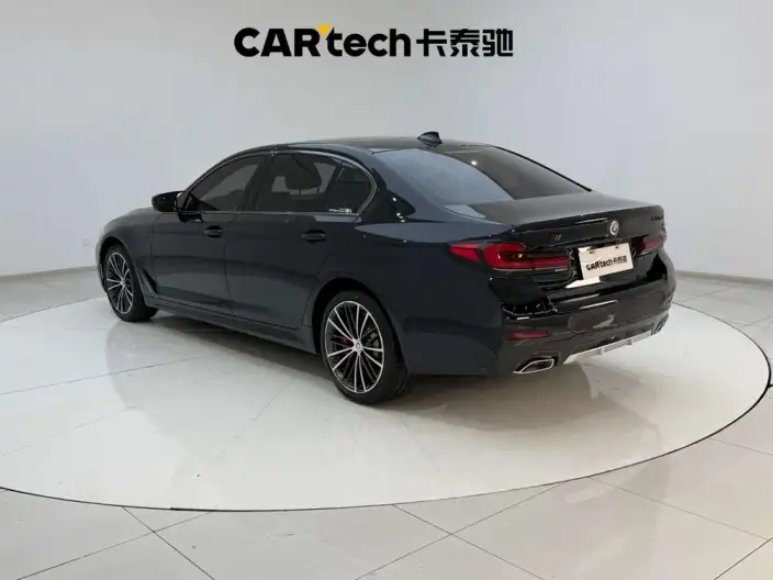 BMW 5 Series 2022 Model Facelift 530Li Leading Model M Sports Set – фото 5