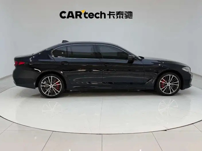 BMW 5 Series 2022 Model Facelift 530Li Leading Model M Sports Set – фото 8