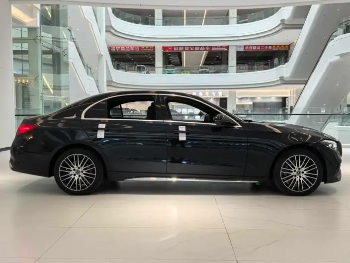 Mercedes-Benz C-Class 2023 Model Facelift C 260 L Sports Edition – фото 6