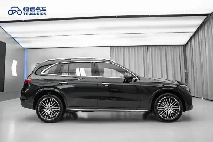 Mercedes-Benz GLC 2024 Model GLC 300 L 4MATIC Luxury Model 5 seat – фото 7