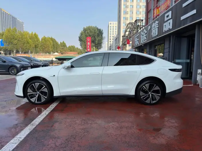 NIO ET7 2024 Model 75kWh Executive Edition