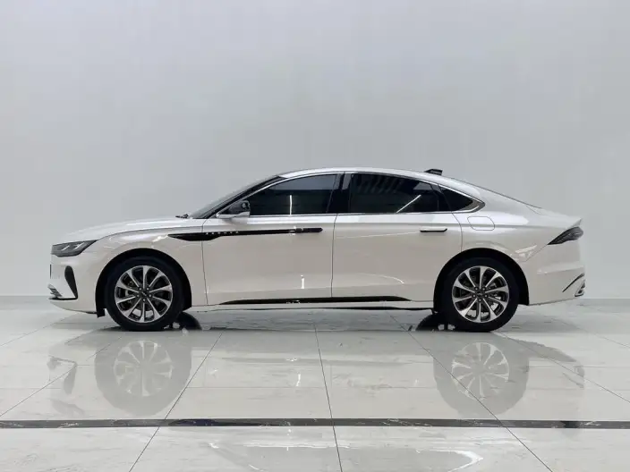 Lincoln Z 2025 Model 2.0T Zun Shang – фото 4