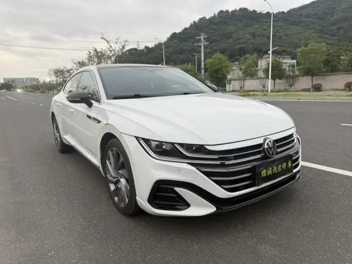 Volkswagen CC 2021 Model 380TSI Eye-catching version