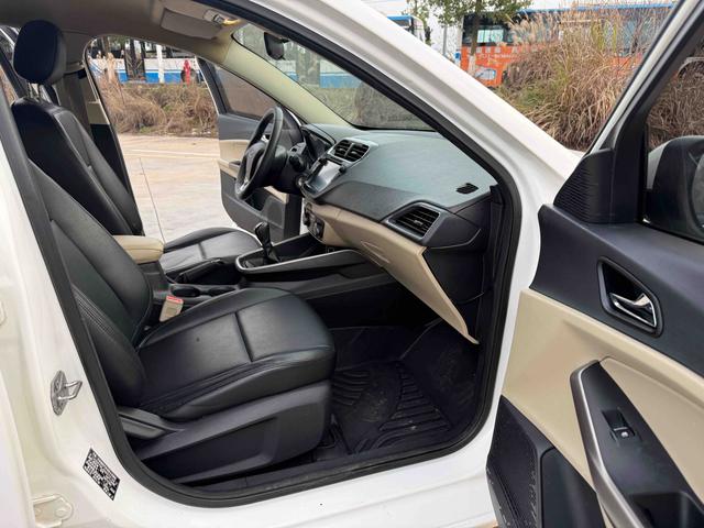Ford Focus 2015 1.5L Manual Comfort – фото 10
