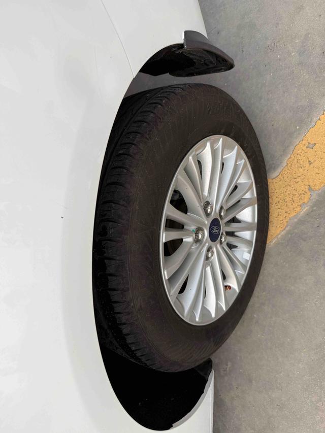 Ford Focus 2015 1.5L Manual Comfort – фото 14