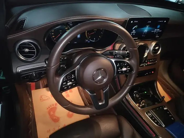 Mercedes-Benz GLC 2022 Model Facelift GLC 300 L 4MATIC Dynamic Model – фото 7