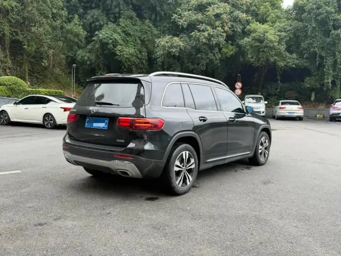 Mercedes-Benz GLB 2024 Model GLB 200 Fashion Model