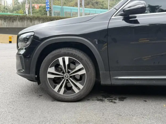 Mercedes-Benz GLB 2024 Model GLB 200 Fashion Model – фото 6
