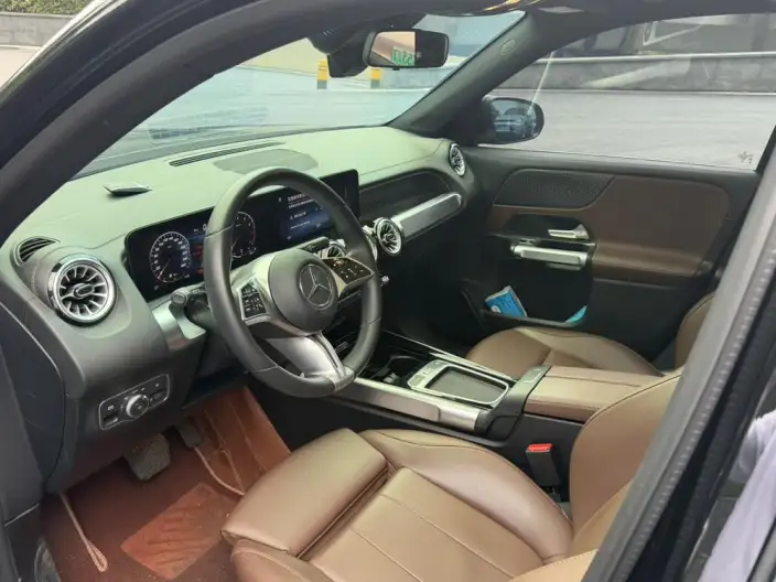 Mercedes-Benz GLB 2024 Model GLB 200 Fashion Model – фото 9