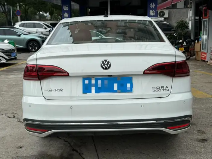 Volkswagen Bora 2023 Model 200TSI DSG Smooth Ride Edition – фото 5