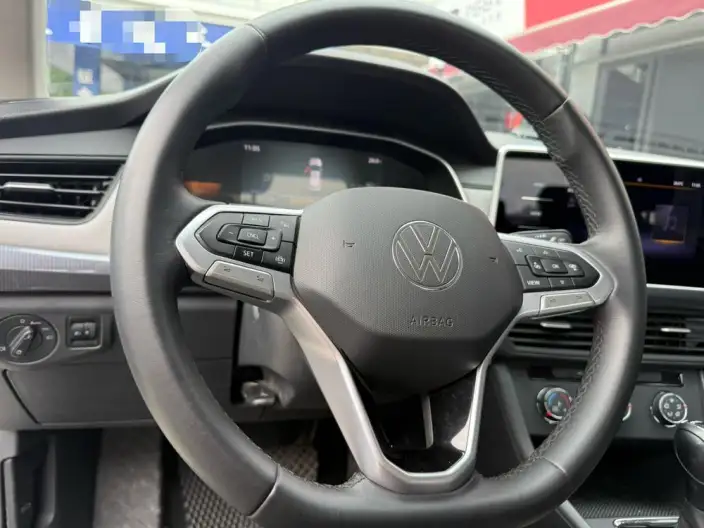 Volkswagen Bora 2023 Model 200TSI DSG Smooth Ride Edition – фото 9