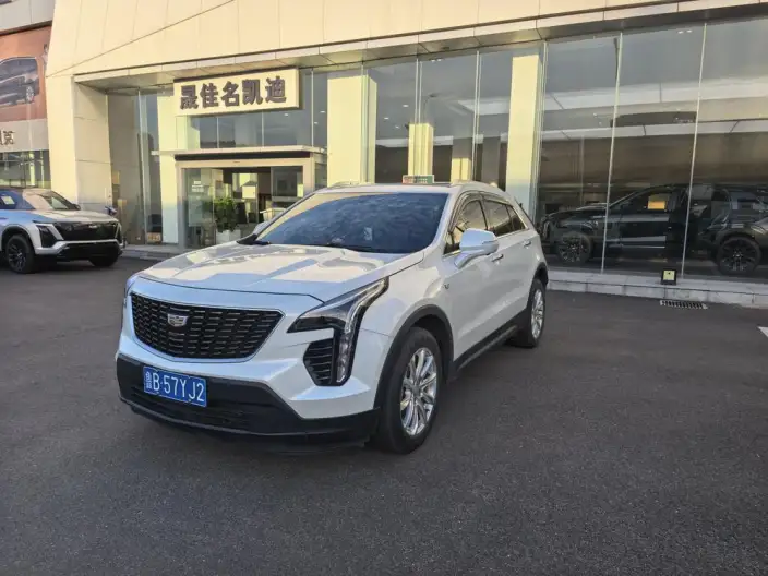 Cadillac XT4 2022 Model 28T 2WD Fashion Model