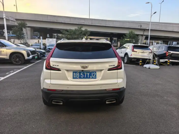 Cadillac XT4 2022 Model 28T 2WD Fashion Model
