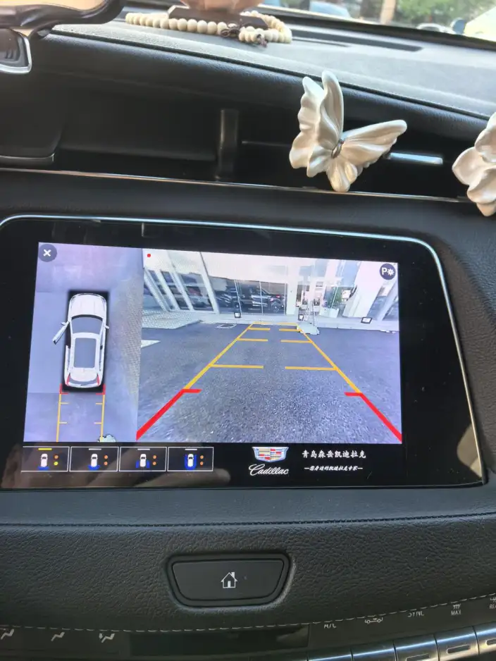 Cadillac XT4 2022 Model 28T 2WD Fashion Model – фото 5
