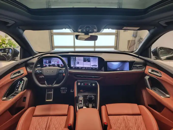 Audi Q5L 2026 Model 2.0T 10M Users Edition Edition – фото 7