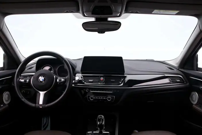 BMW 1 Series 2021 Model 120i M Sports Night Edition – фото 8