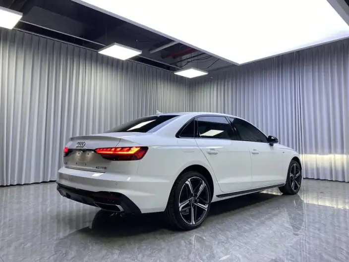 Audi A4 L 2024 Model 40 TFSI Luxury Dynamic Model – фото 6