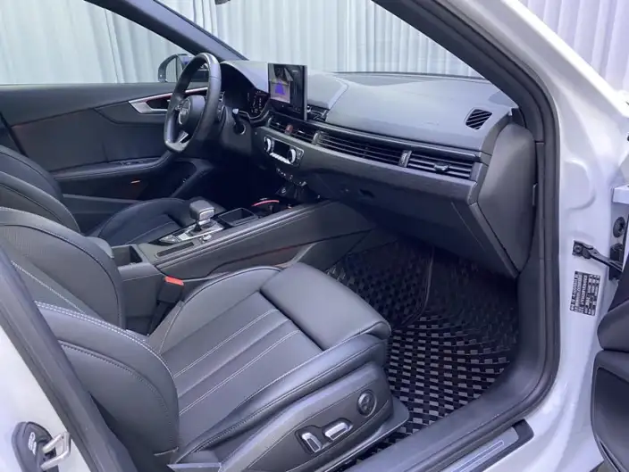 Audi A4 L 2024 Model 40 TFSI Luxury Dynamic Model – фото 8