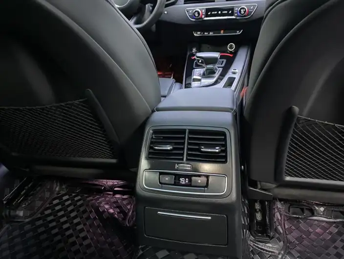 Audi A4 L 2024 Model 40 TFSI Luxury Dynamic Model – фото 9