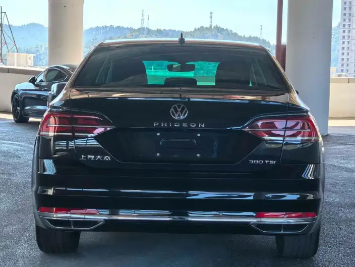 Volkswagen Phaeton 2021 Model 380TSI Deluxe Edition – фото 5