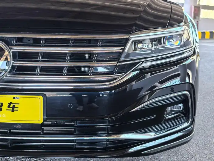 Volkswagen Phaeton 2021 Model 380TSI Deluxe Edition – фото 10