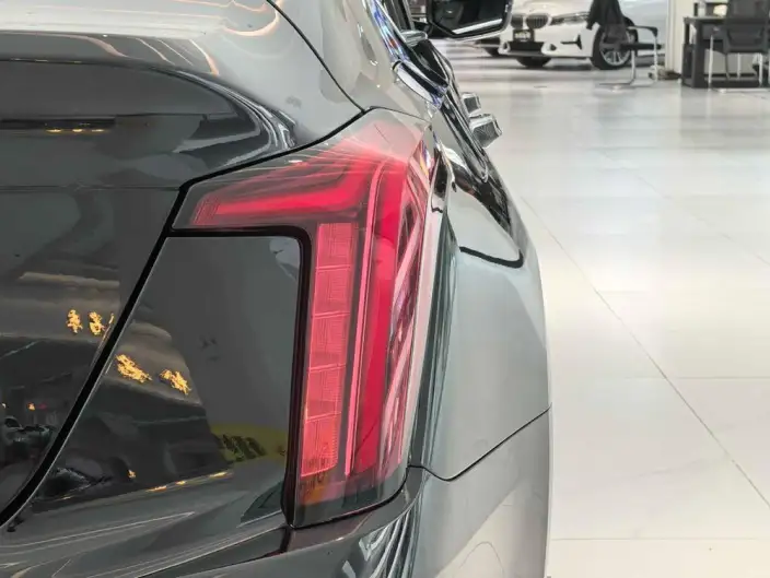 Cadillac CT5 2022 Model 28T Luxury Model – фото 9