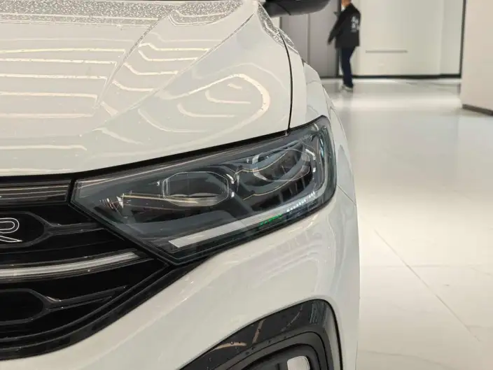 Volkswagen T-Roc 2025 Model 300TSI DSG Chenguang Edition – фото 8