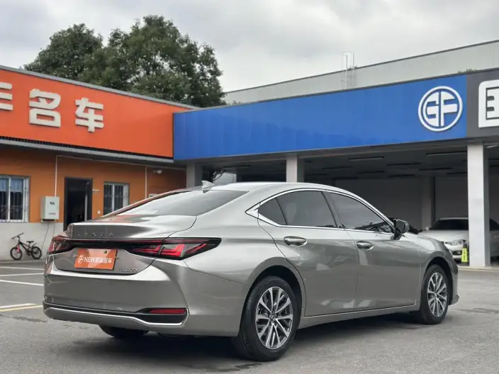 Lexus ES 2025 Model 200 Premium – фото 6